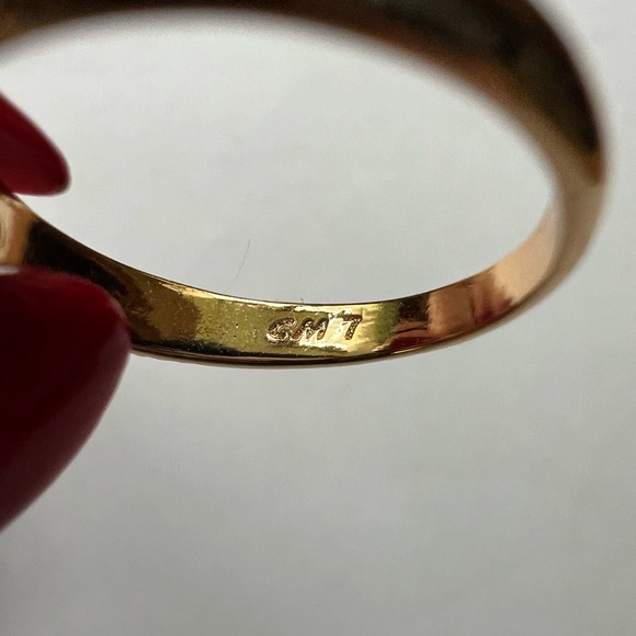 Emerald Cut Green 3-Stone Ring - Size 7, Gold Tone - Picture 5 of 15